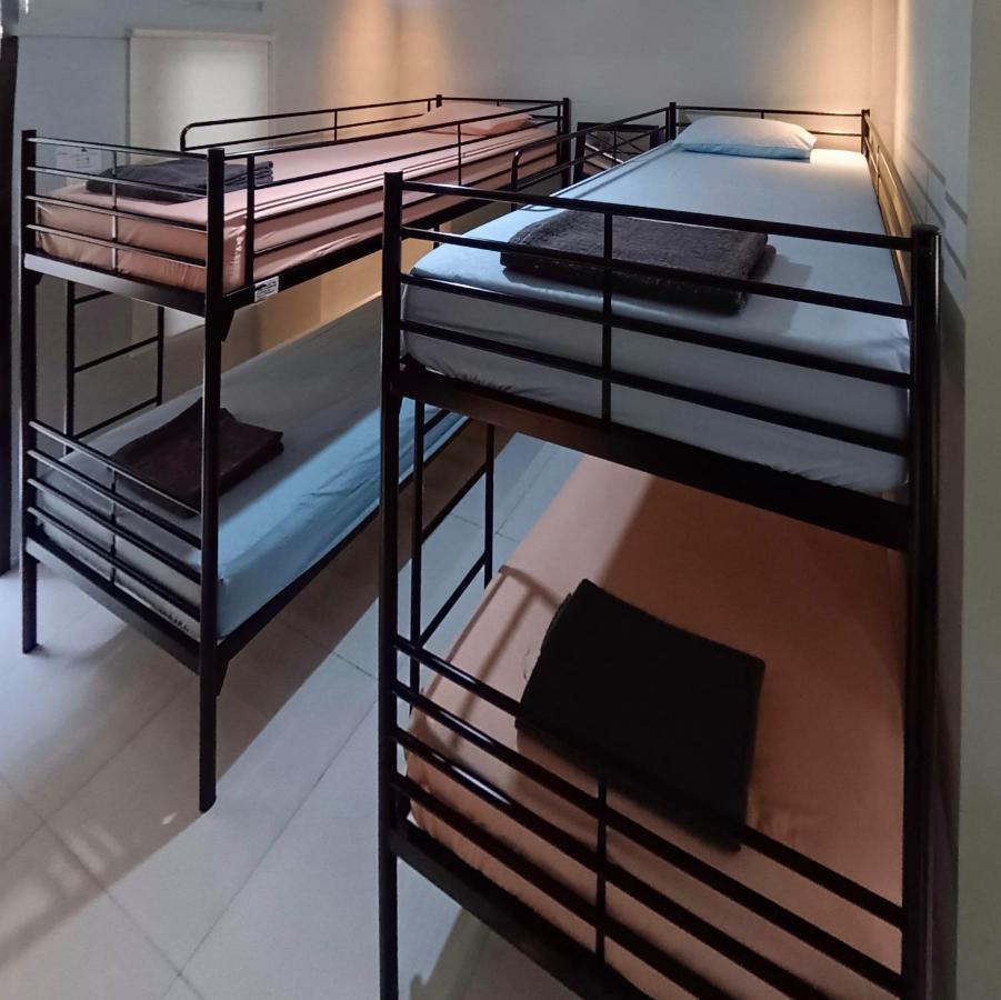 Sabi Guest House - Strategic Family -Married Couples Only- Hostel In Prawirotaman Jogjacarta Exterior foto